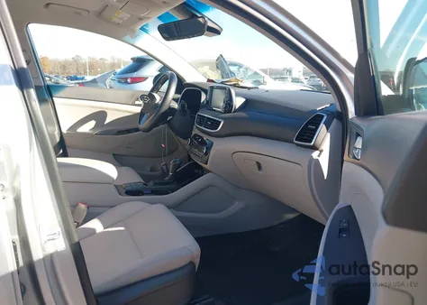 2020 Hyundai Tucson Sport z USA, uszkodzony, nr VIN KM8J3CAL0LU271431